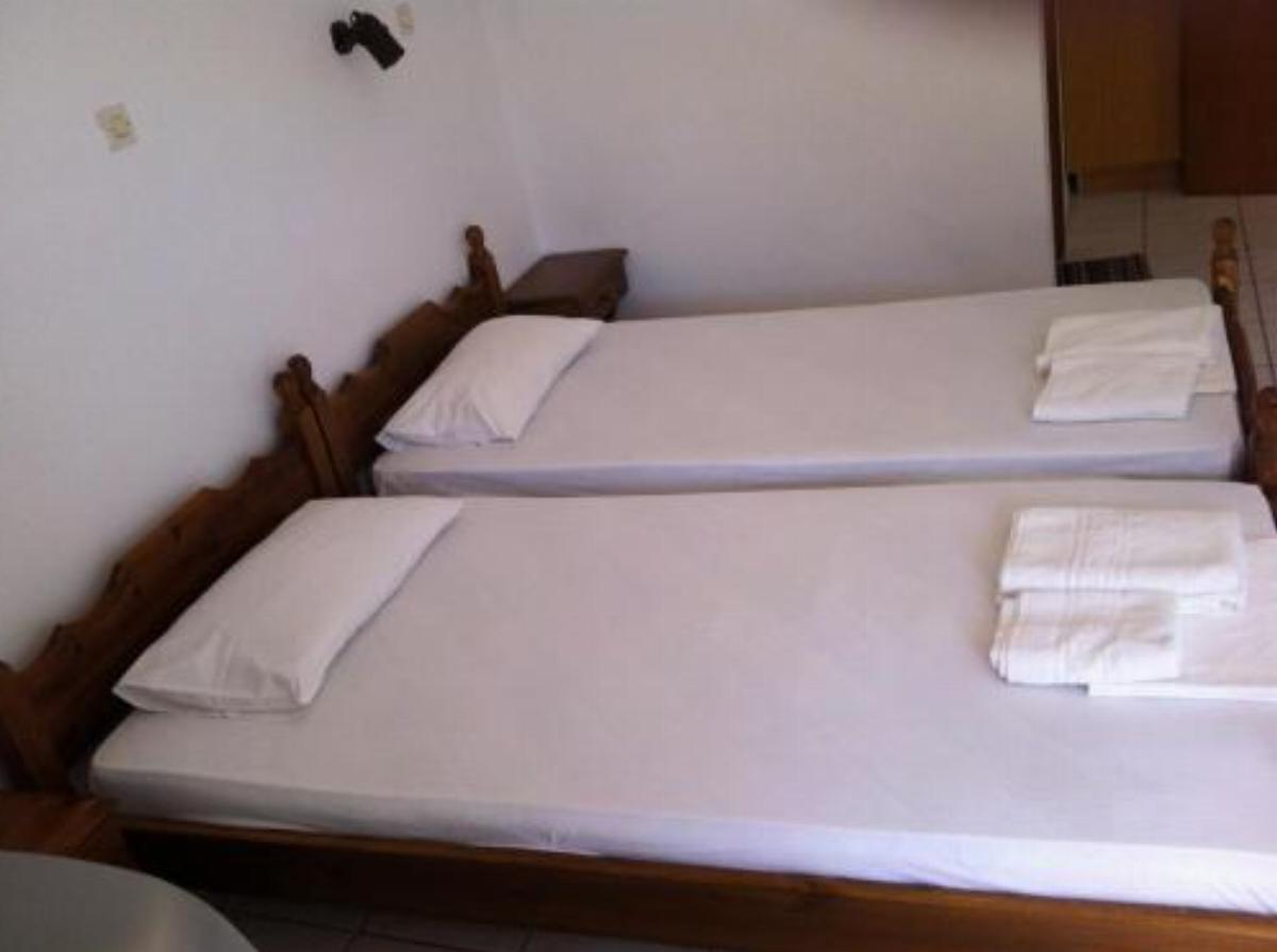 Athina Rooms Hotel Lefkogeia Greece
