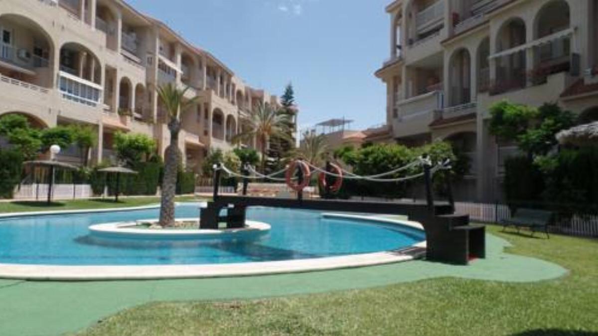 Baby-Friendly Terrace Apartment Hotel El Campello Spain