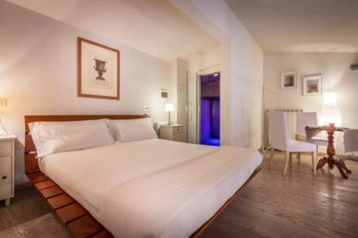 Bandinelli Apartment Hotel Florence Italy