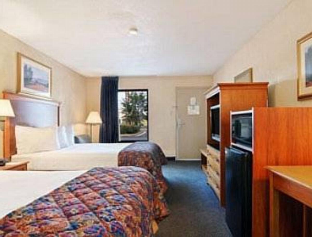Baymont Inn & Suites Macon Hotel Macon USA