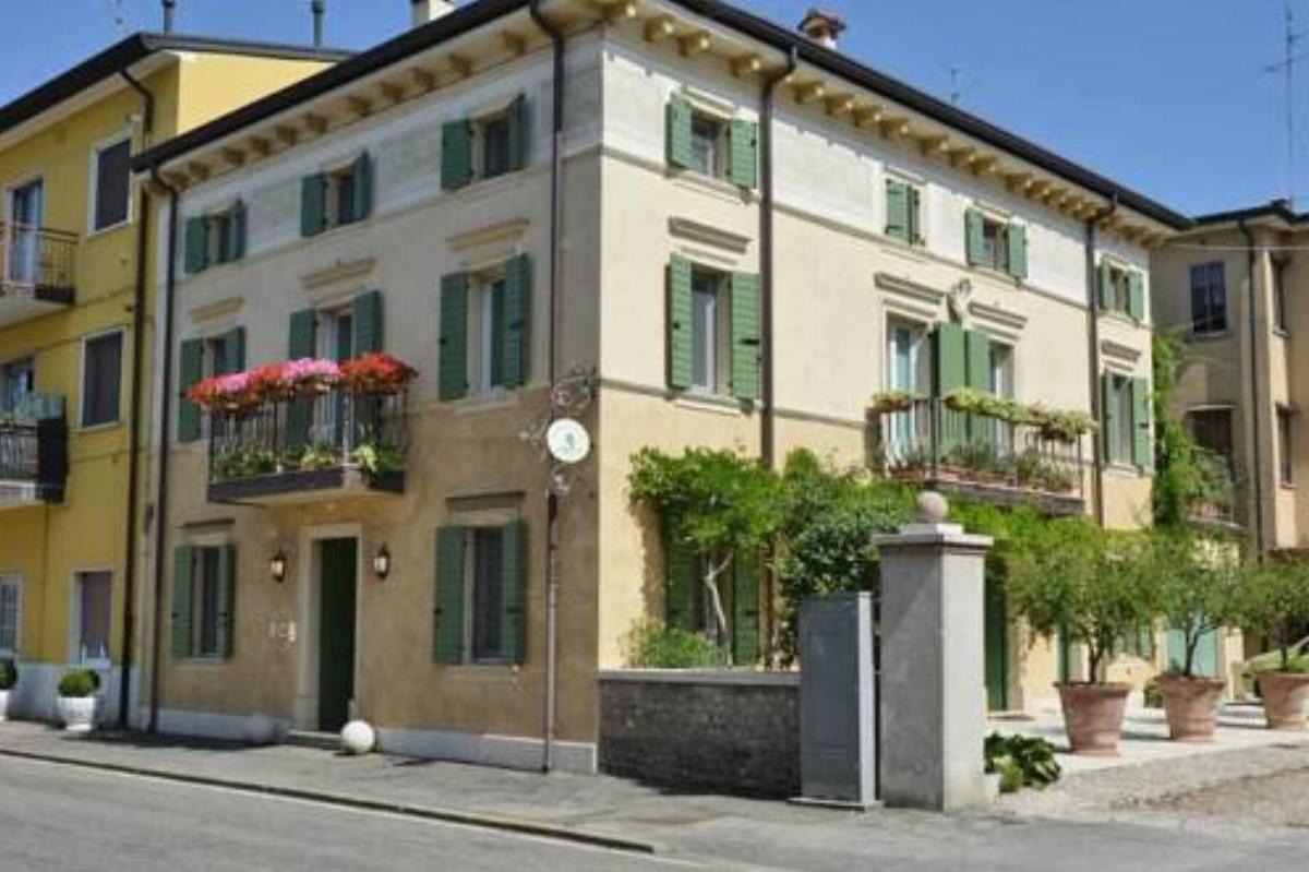 B&B La Mongolfiera Hotel Villafranca di Verona Italy