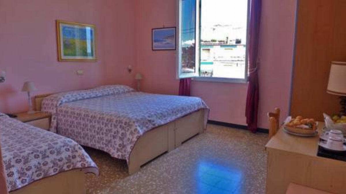 Bed and Breakfast Gioiello Hotel Celle Ligure Italy