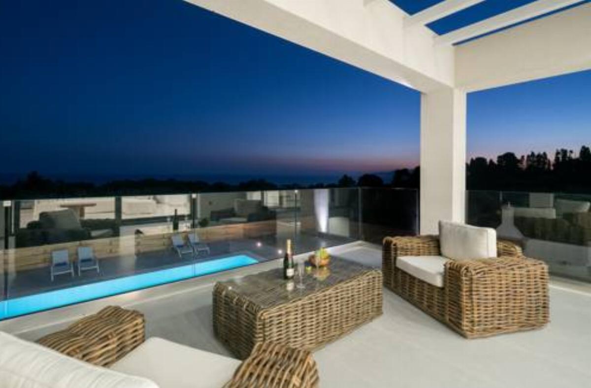 Bianca Luxury Villa Hotel Akrotiri Greece