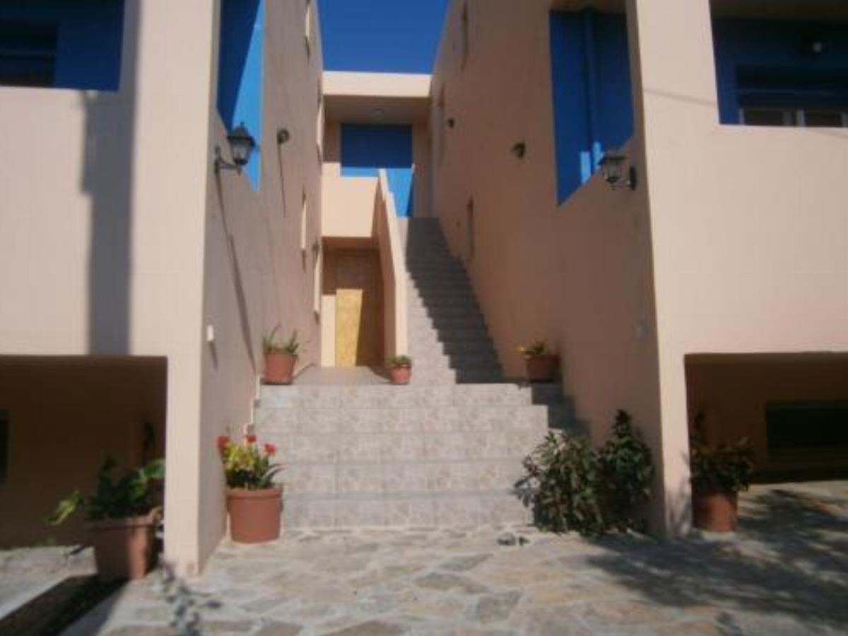 Blue Sky Apartments Hotel Adelianos Kampos Greece