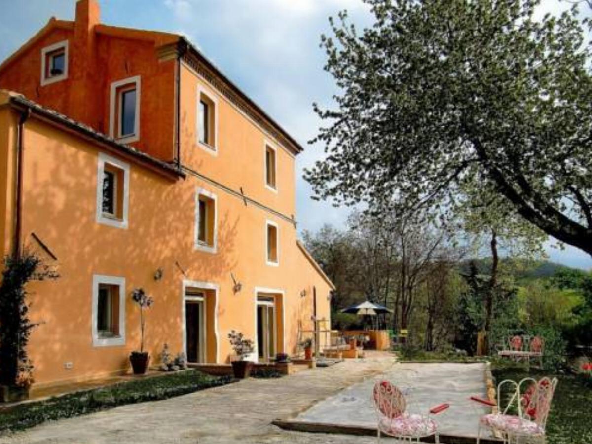 Borgo Cicco Bianco Hotel Serralta Italy