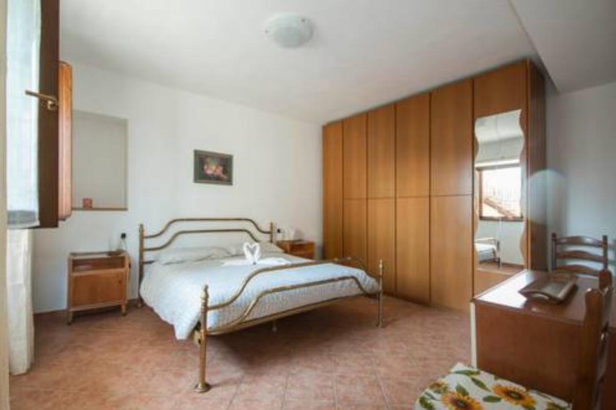 Ca Granda Apartments Hotel Lierna Italy