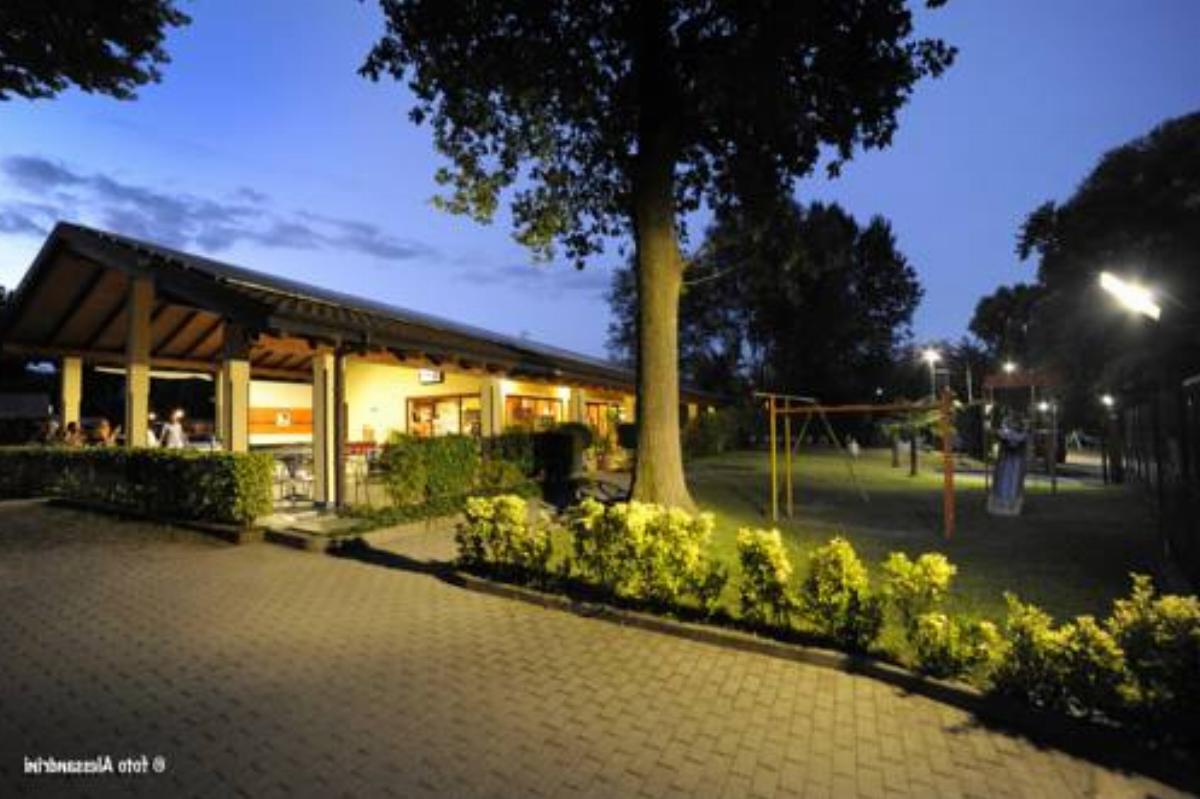Camping Rose Hotel Dormelletto Italy