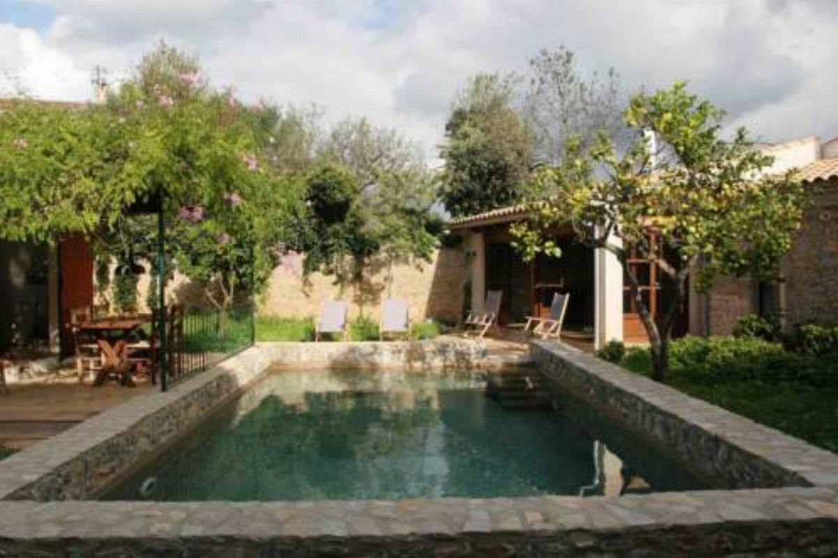Cas Canonge Villa con jardín y piscina Hotel Artá Spain