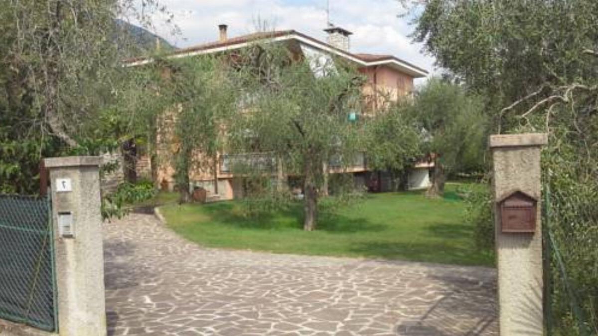 Casa Furioni da Giorgio e Wanda Hotel Brenzone sul Garda Italy