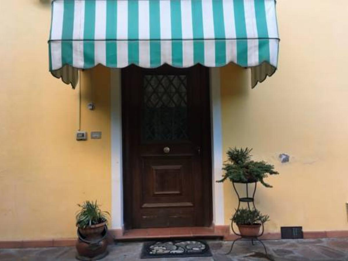 Casa vacanze magnolia Hotel Capannori Italy