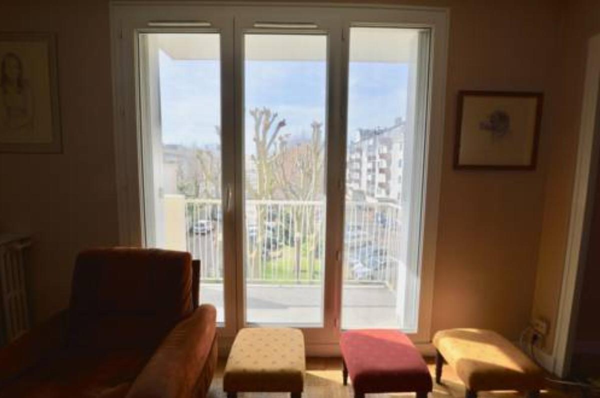 Charming apartment at Boulogne-Billancourt Hotel Boulogne-Billancourt France