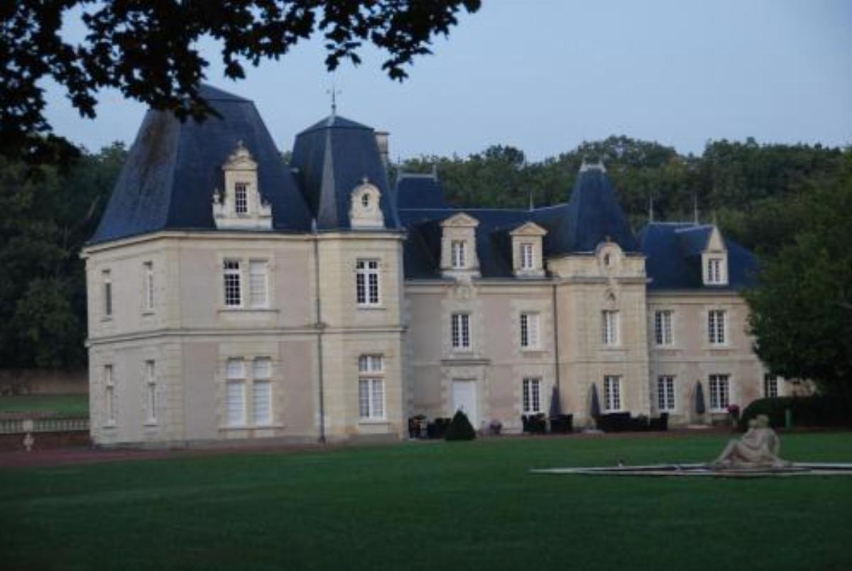 Chateau de Jalnay Hotel Glénouze France