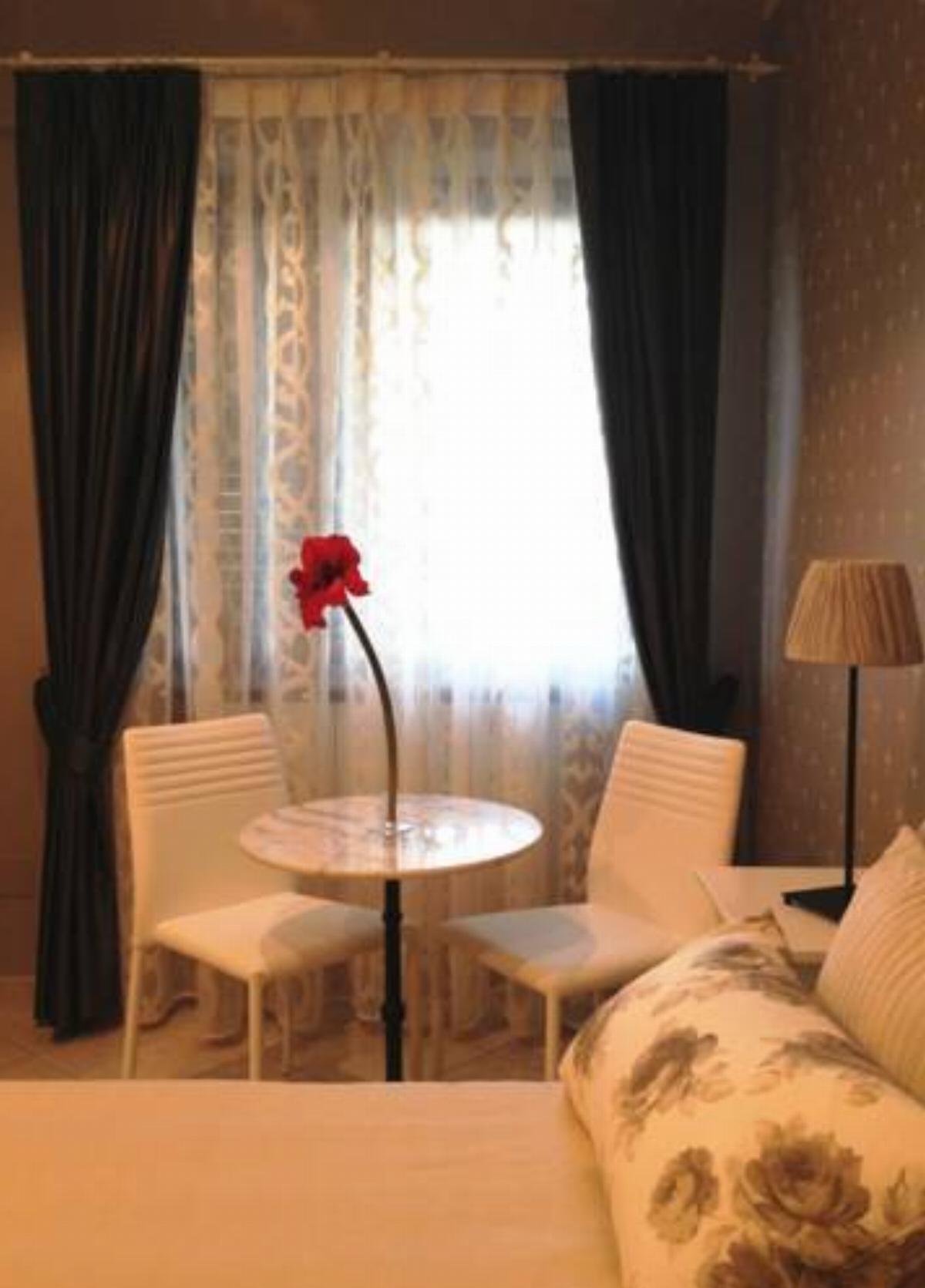 Cherry House Bed&Breakfast Hotel Campobasso Italy