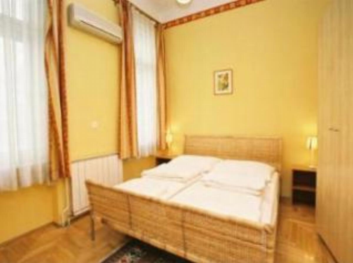 Club Apartments & Rooms Hotel Budapest Hungary
