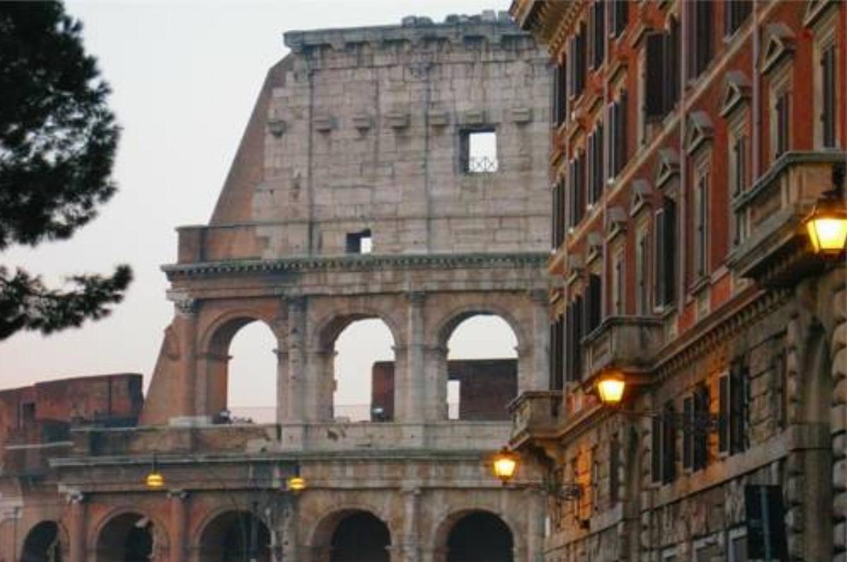 Colosseo Homerents 2 Hotel Roma Italy