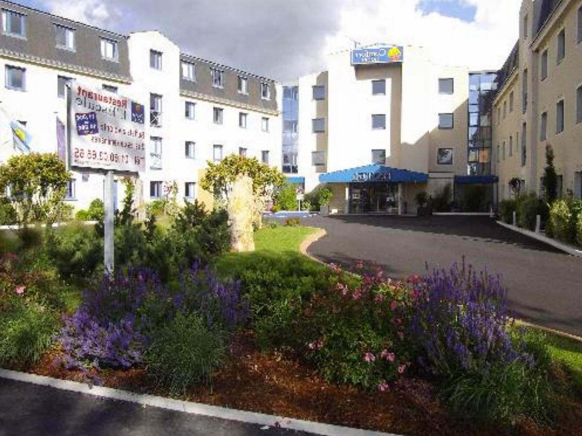 Comfort Hotel CDG Airport Hotel Le Mesnil-Amelot France
