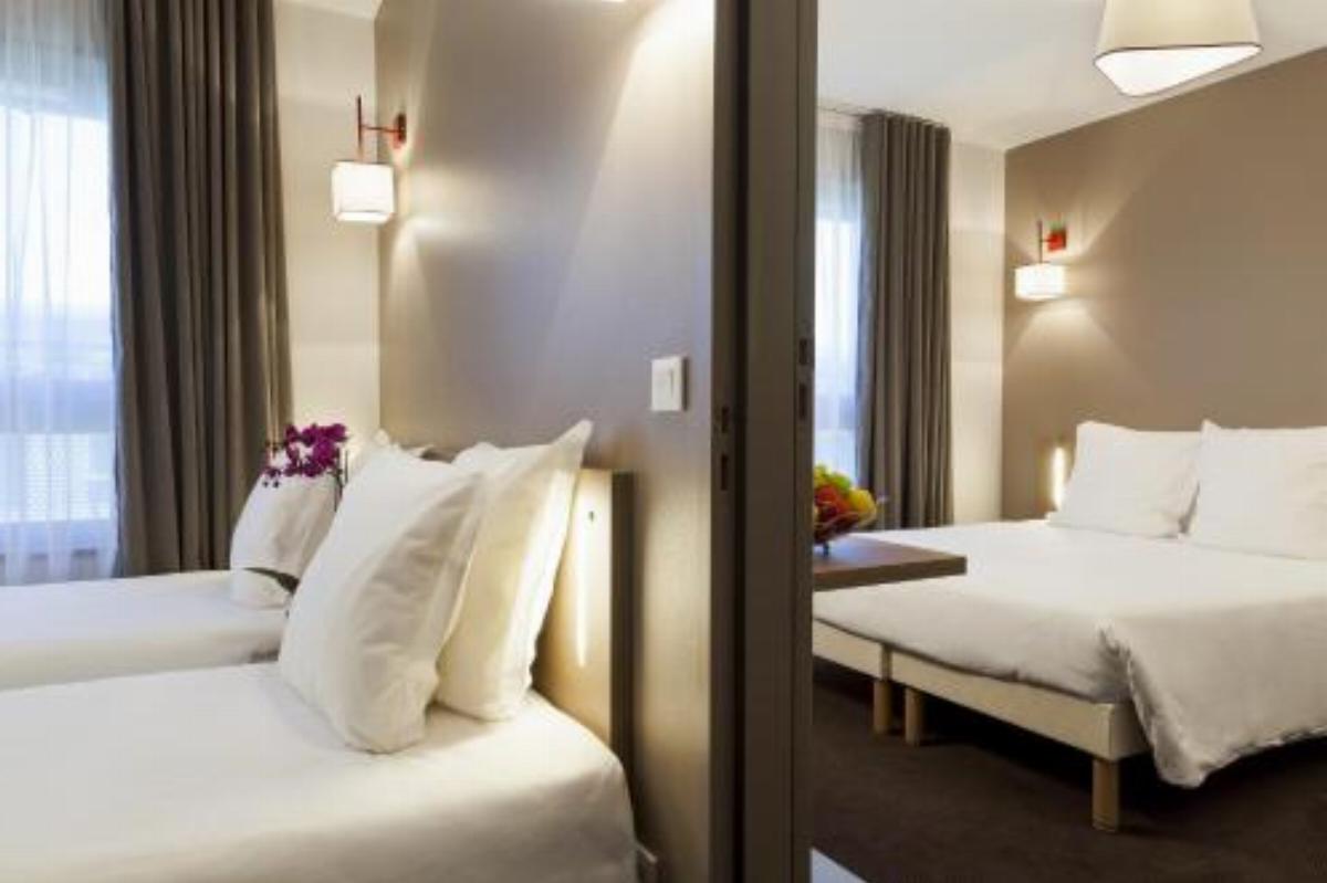 Comfort Suites Porte de Genève Hotel Annemasse France