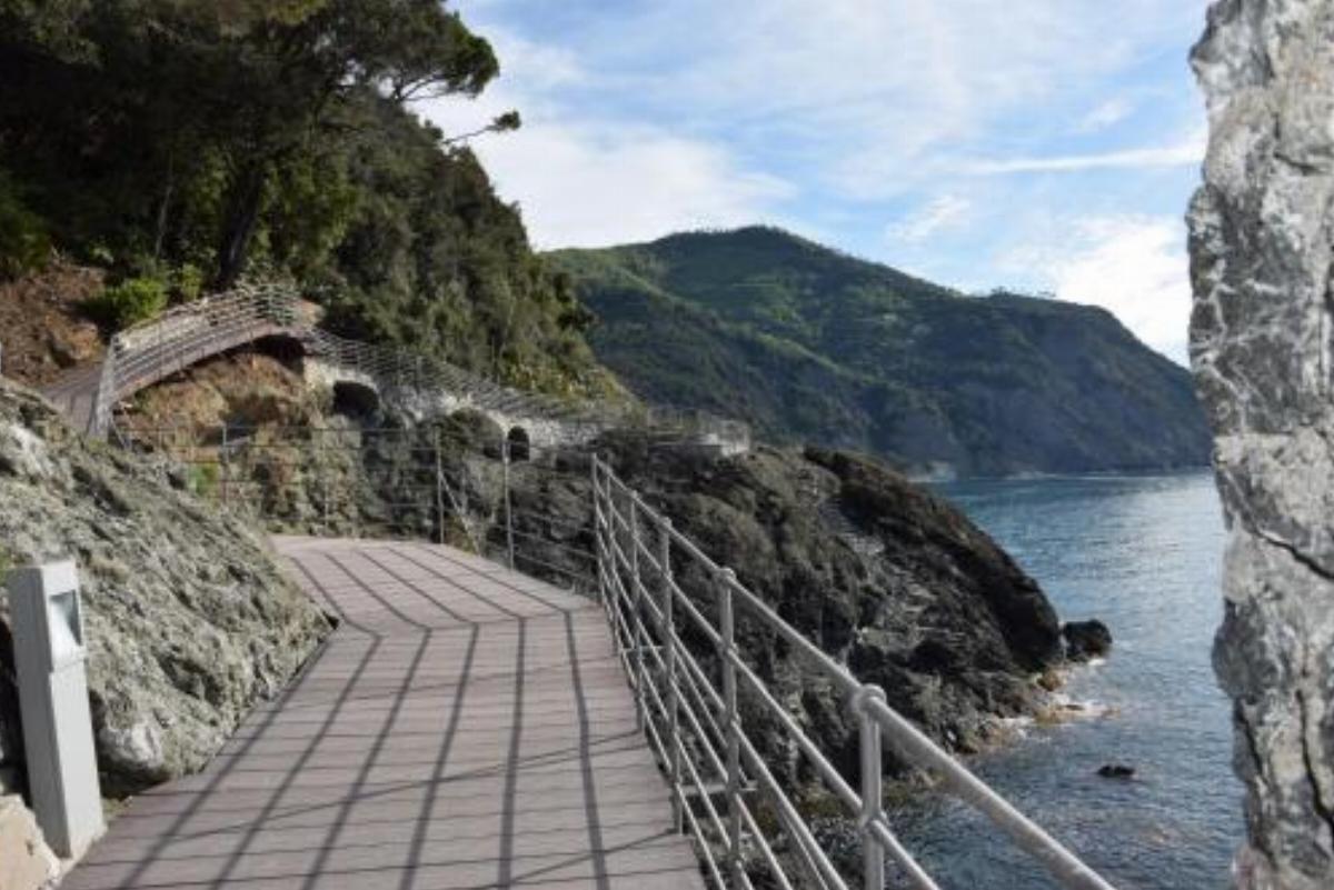 Corner of Paradise near Cinque Terre Hotel Framura Italy