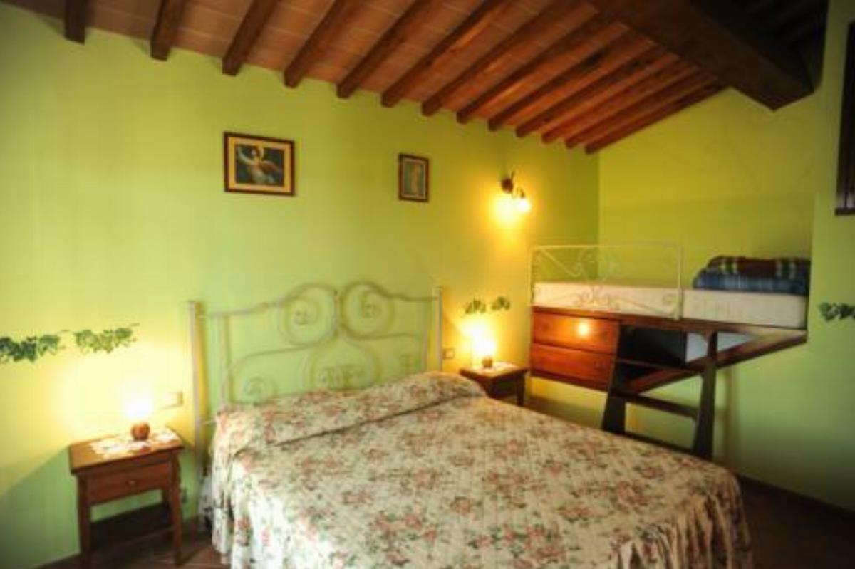 Country House Il Fienile Hotel Casole dʼElsa Italy