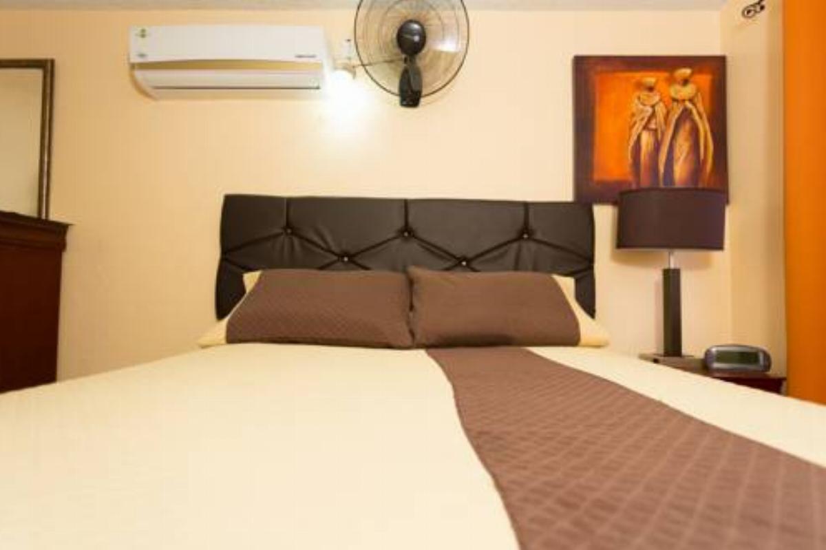 Cozy Accommodations Hotel Kingston Jamaica