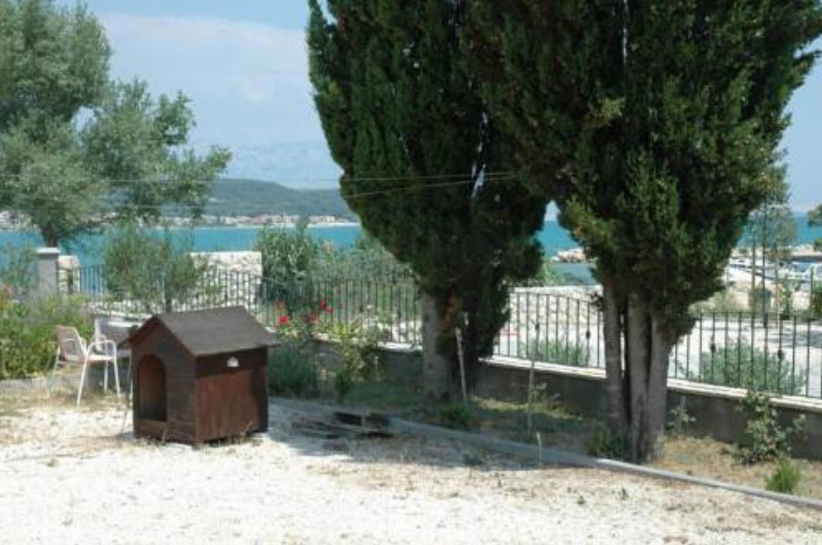 Cozy Summer House On Sand Beach Hotel Ljubač Croatia