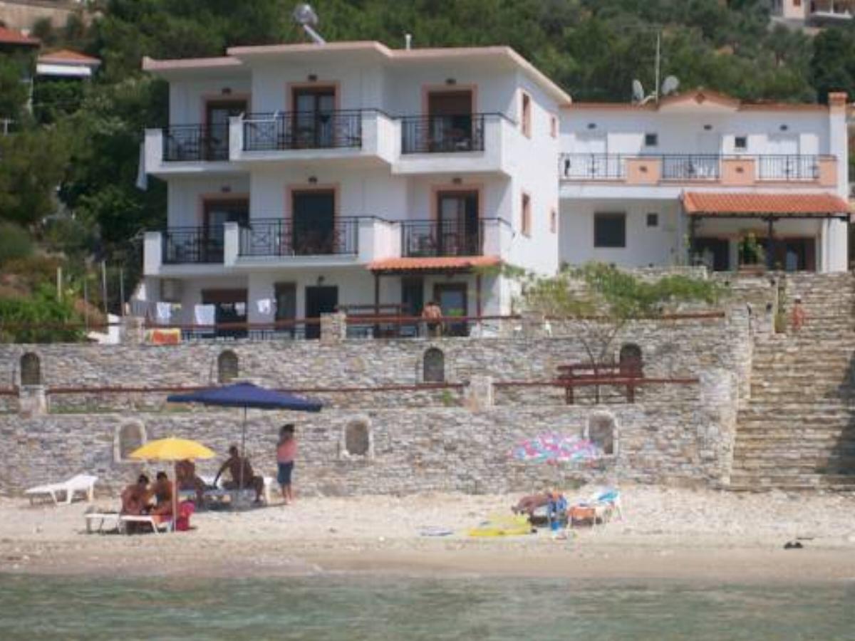 Dolphins House Hotel Koinira Greece