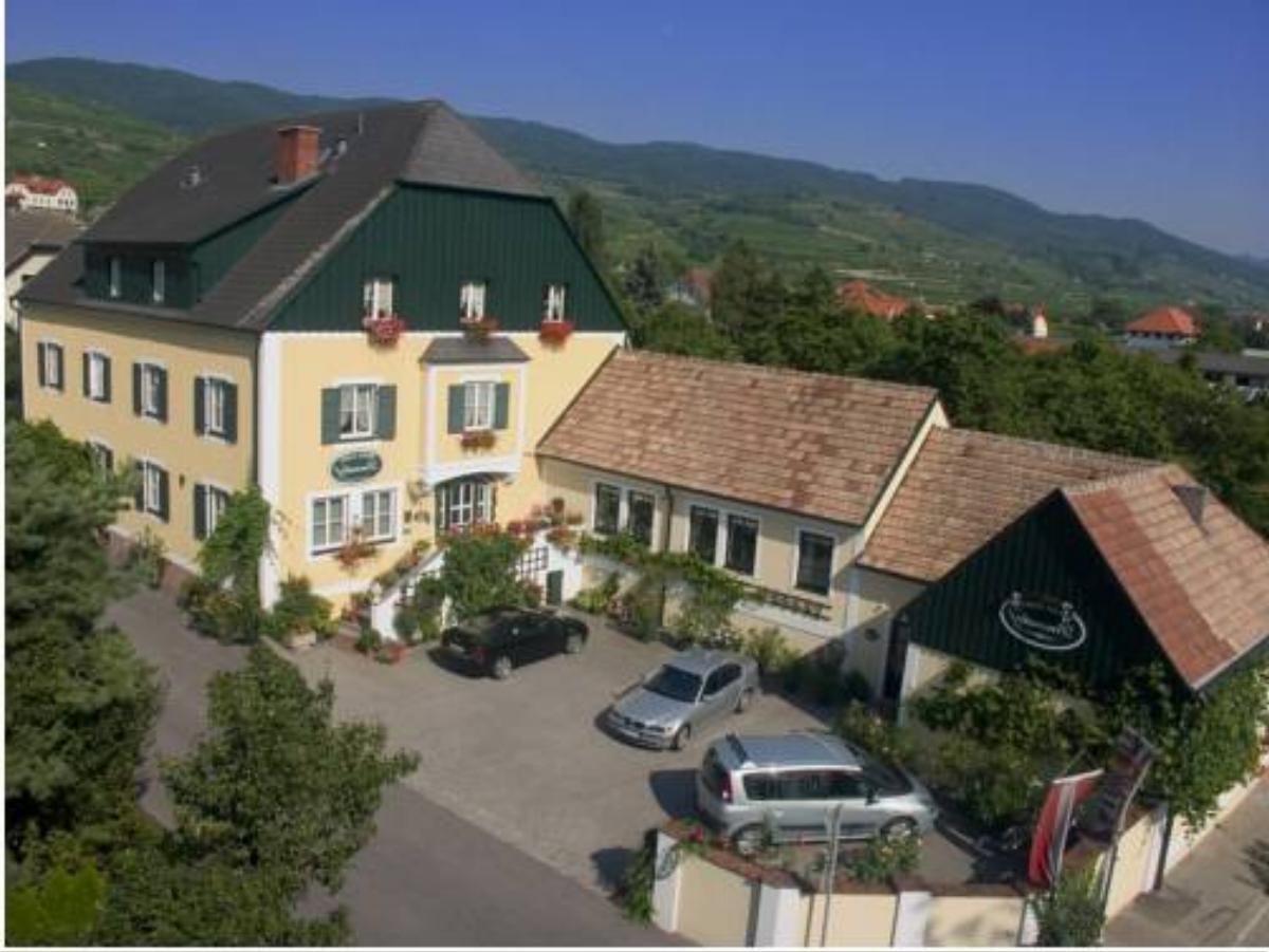 Donauhof - Hotel garni Hotel Weissenkirchen in der Wachau Austria