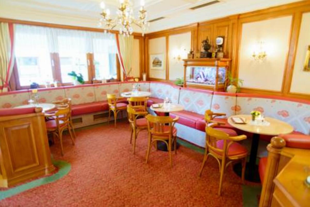 Dorf Café Hotel Haus im Ennstal Austria