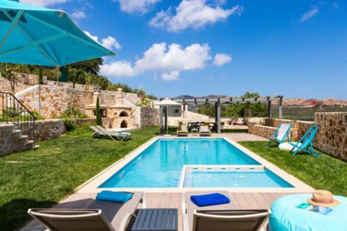ERONDAS Cretan Country Villas Hotel Achlades Greece