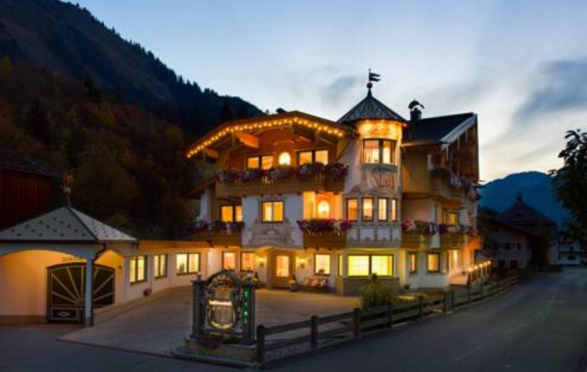 Ferienschlössl Harmonie Hotel Holzgau Austria