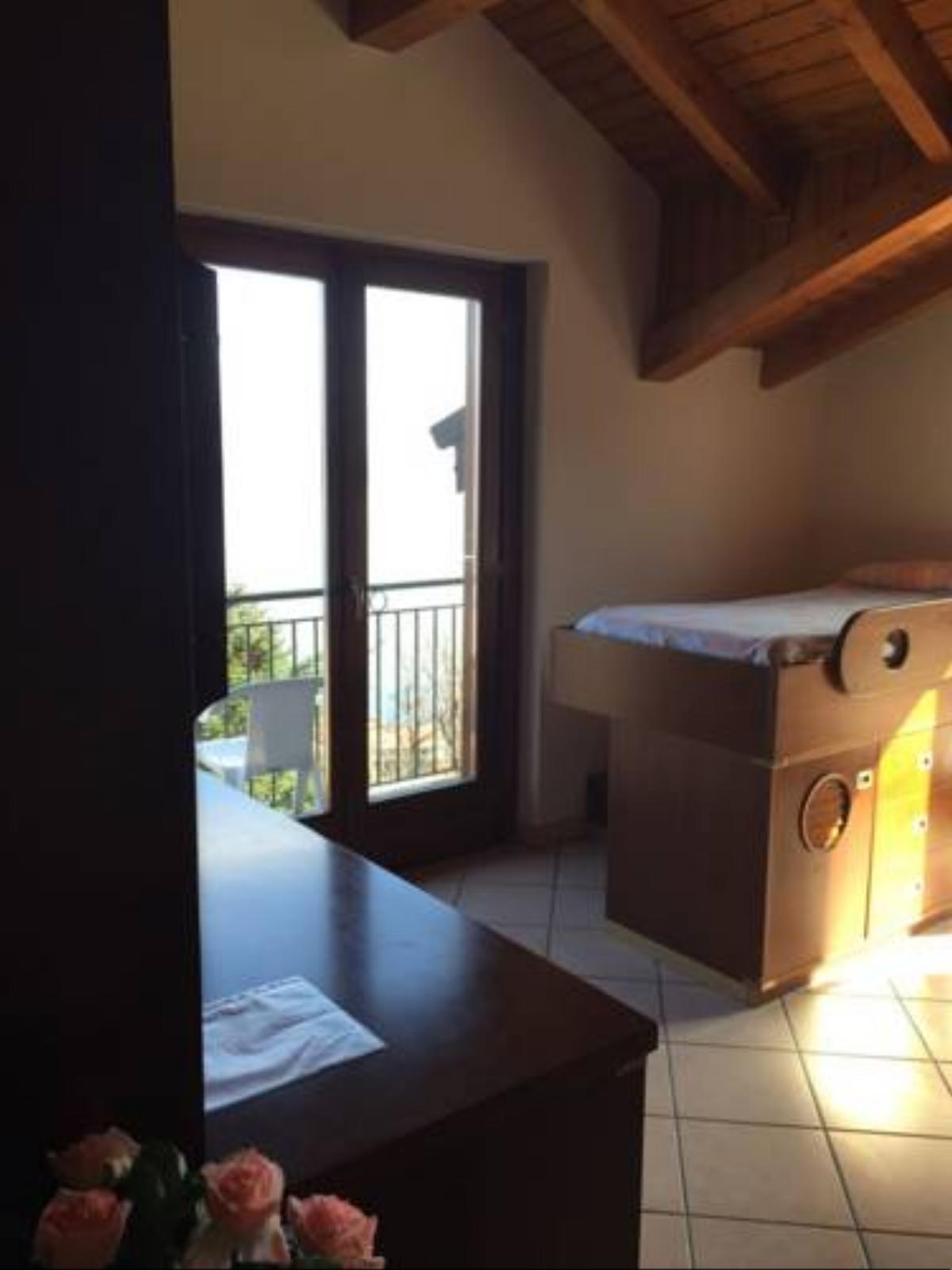 Ferienwohnung Apartment Hotel Laveno-Mombello Italy