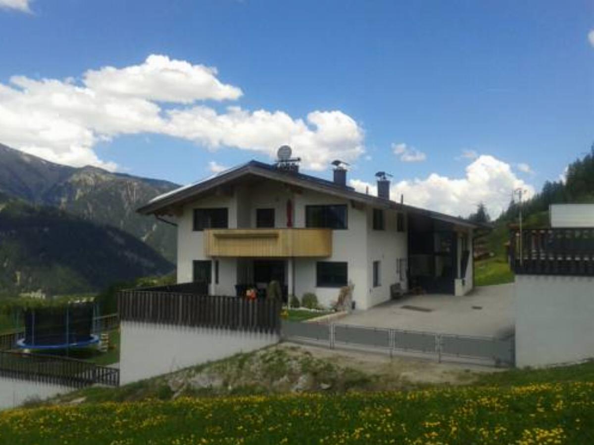 Ferienwohnung Gstrein Hotel Gries am Brenner Austria