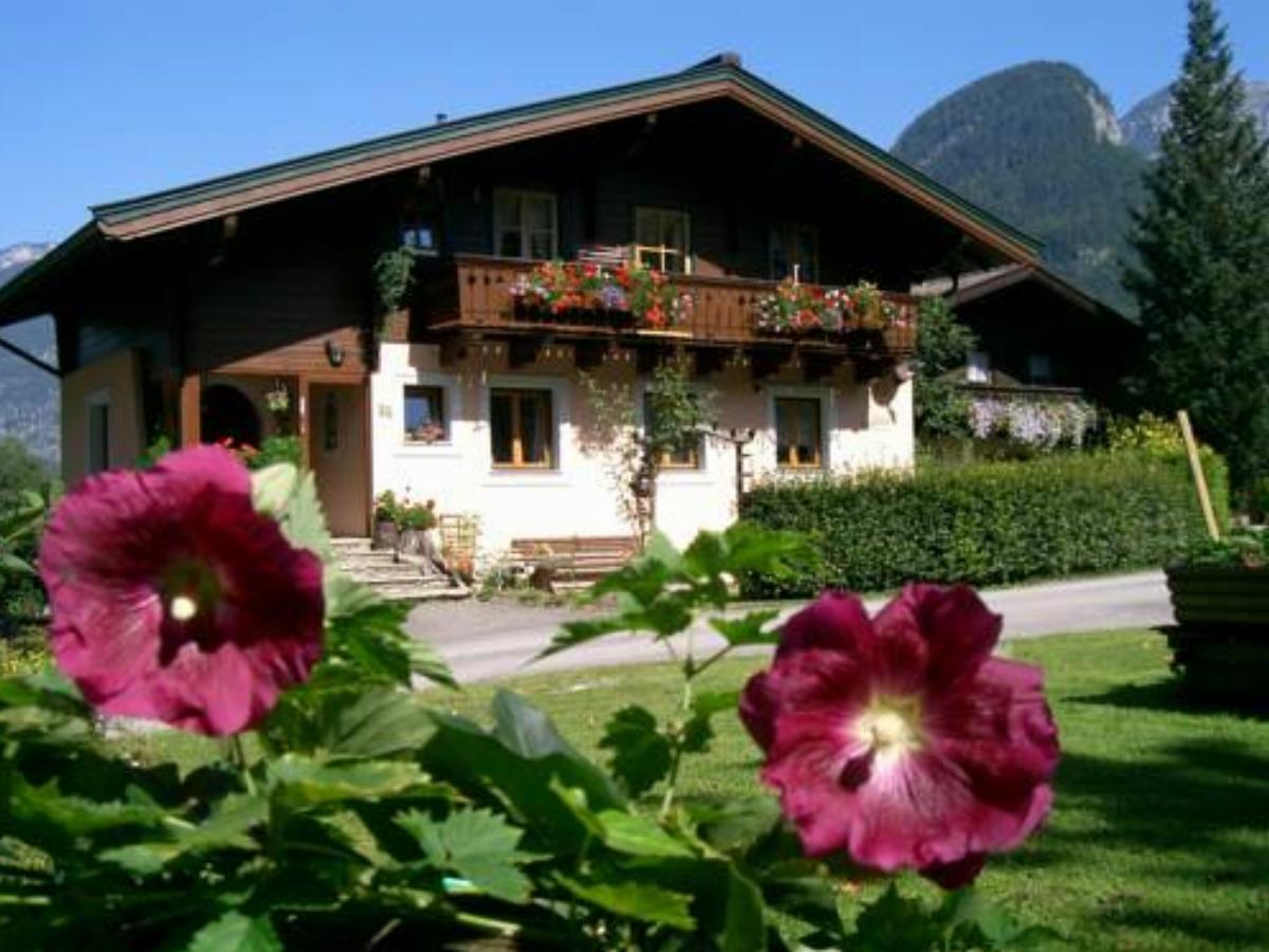 Ferienwohnung Waldhäusl Hotel Sankt Martin bei Lofer Austria