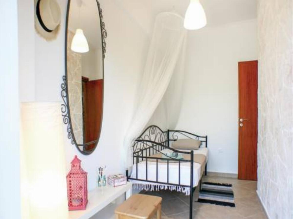 Four-Bedroom Holiday Home in Agioi Theodoroi Hotel Agioi Theodoroi Greece