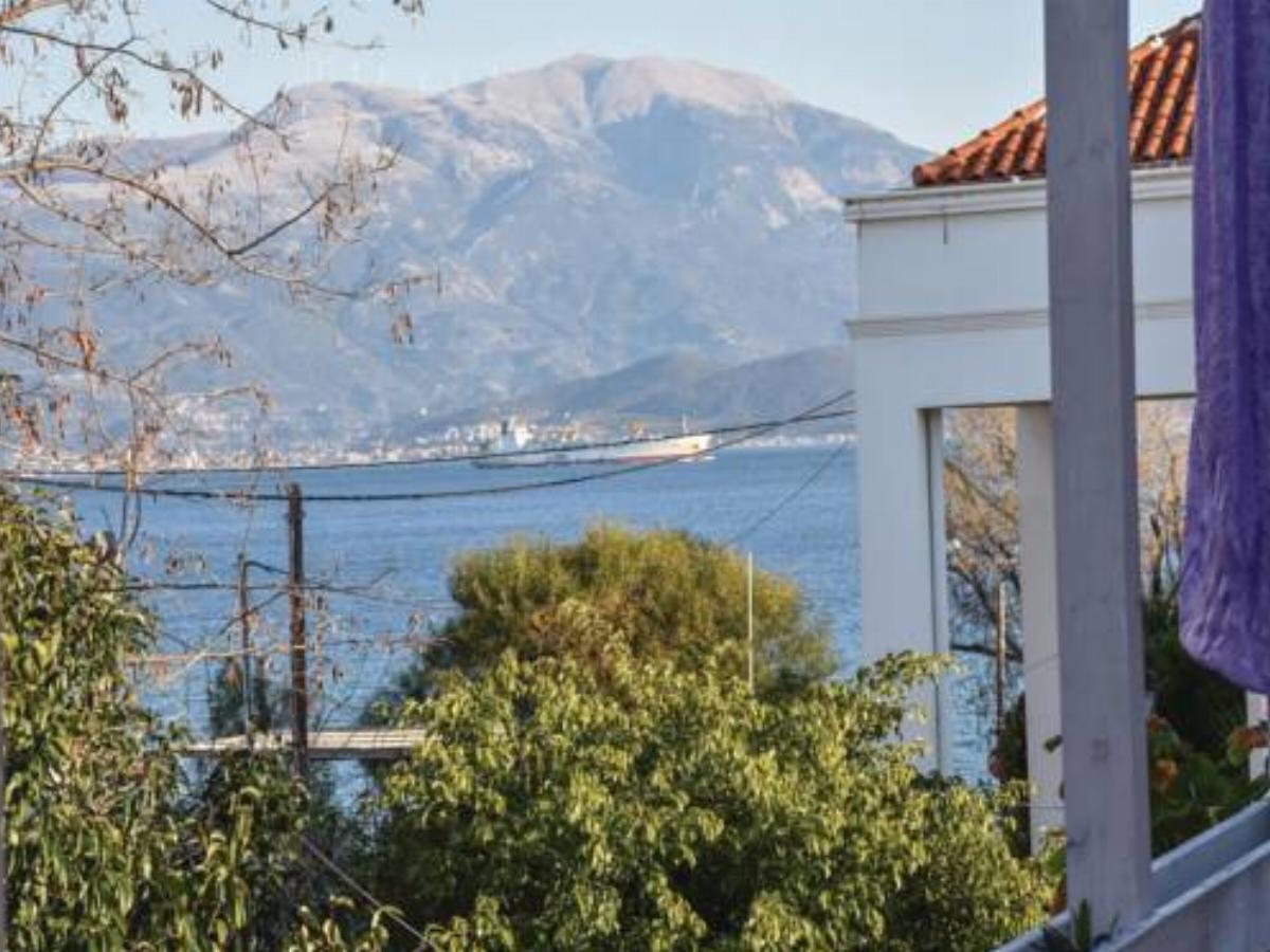 Four-Bedroom Holiday Home in Agios Vasilios Hotel Áyios Vasílios Greece