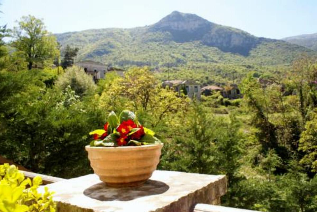 Gamila Rocks Mountain Hotel Hotel Aristi Greece