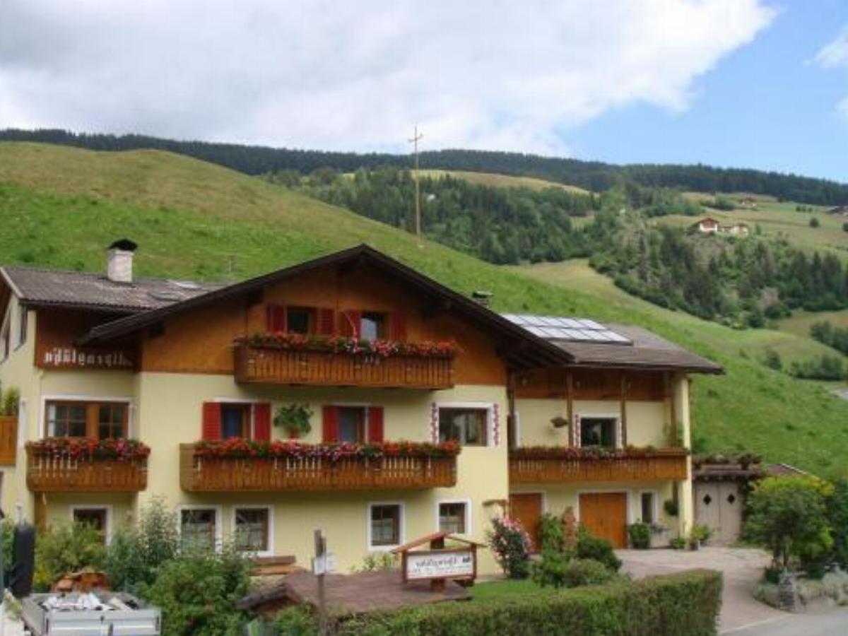 Garni Alpenglühn Hotel Funes Italy
