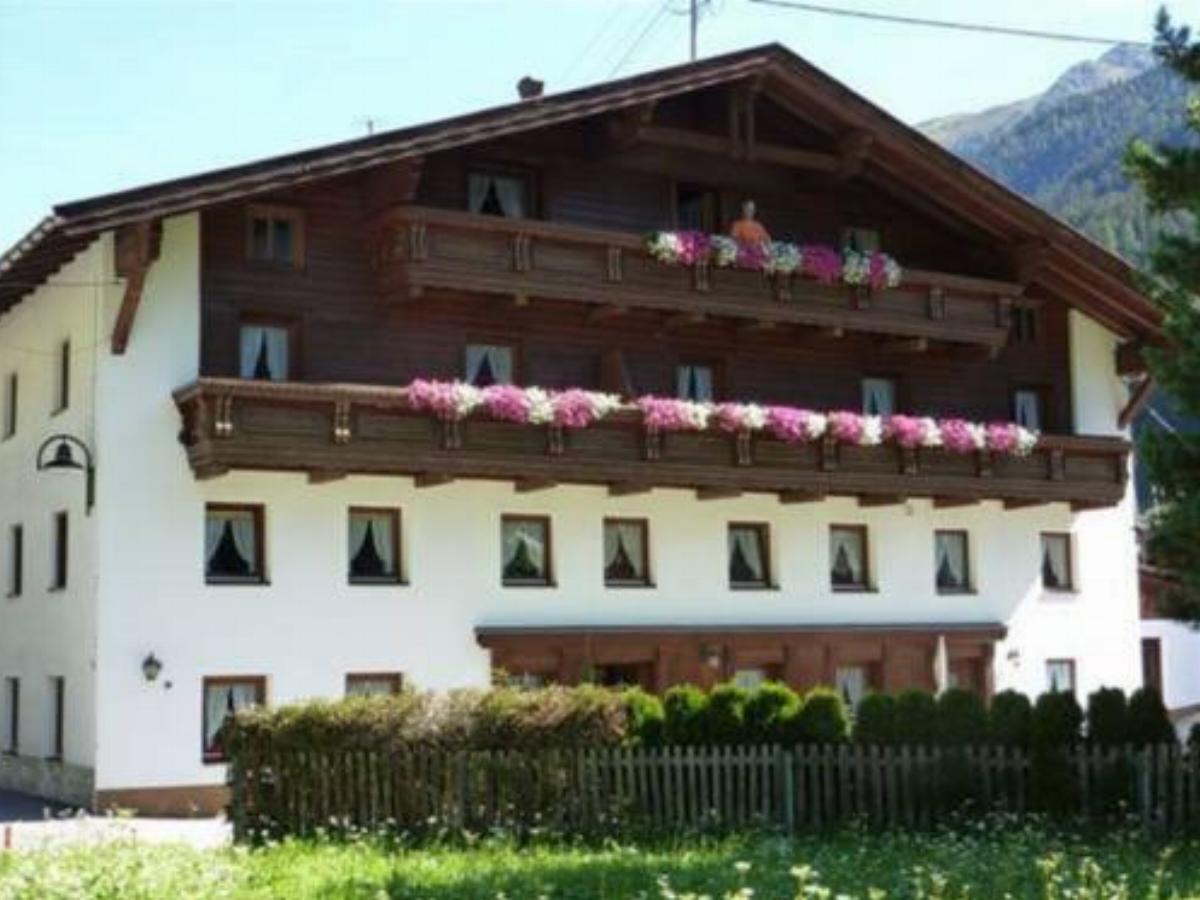Gästehaus Kirschner Hotel Sankt Leonhard im Pitztal Austria