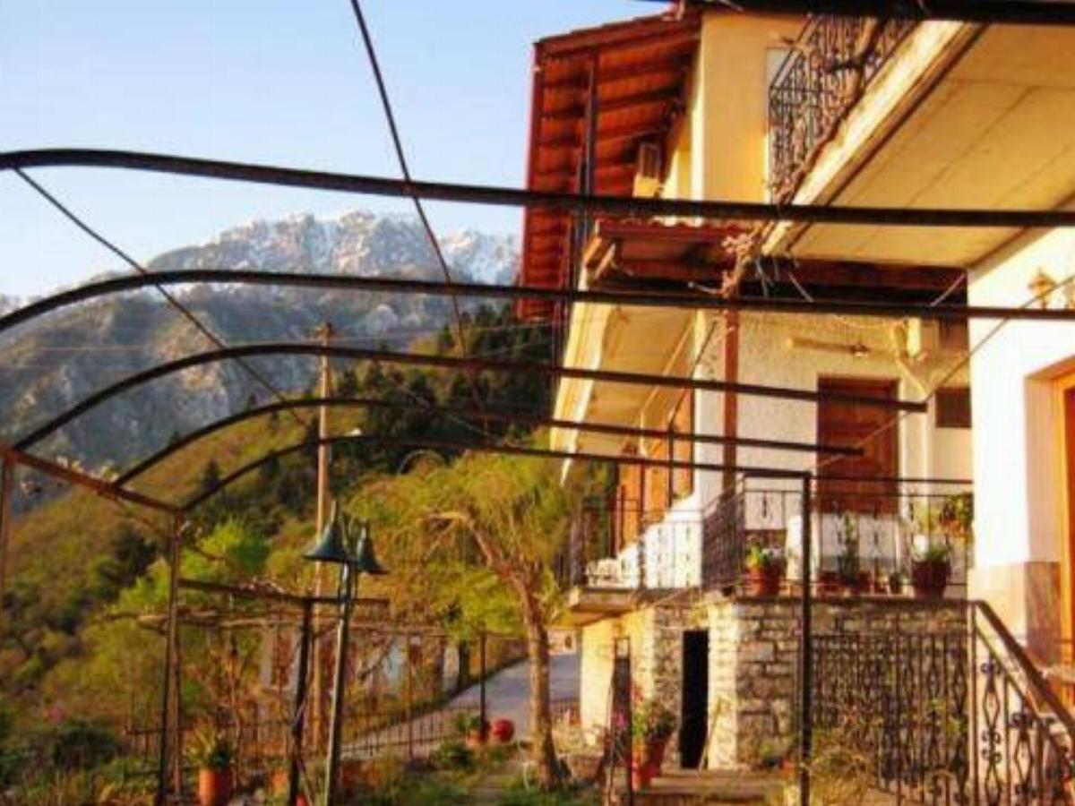 Gerakofolia Rooms to Let Hotel Konitsa Greece