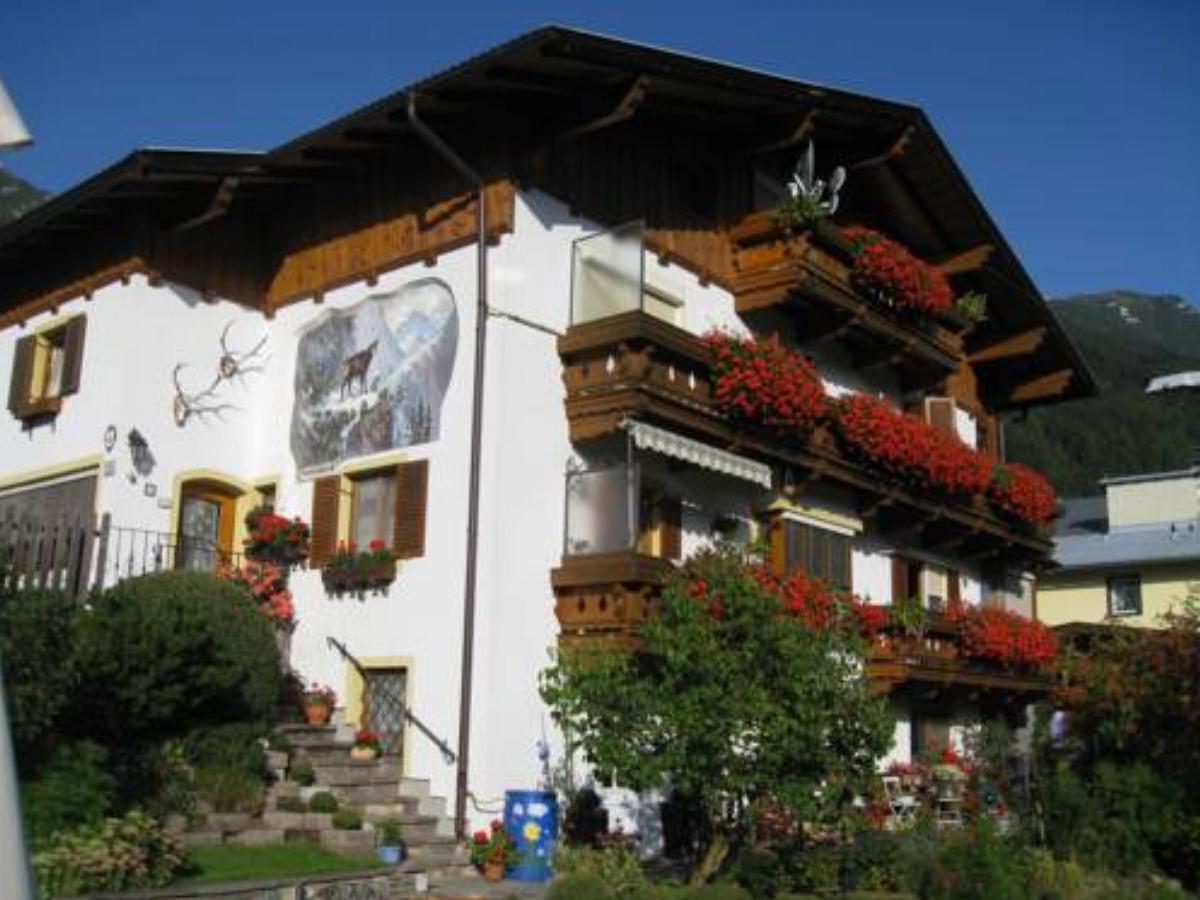 Haus Bergheimat - Familie Oberacher Hotel Fulpmes Austria