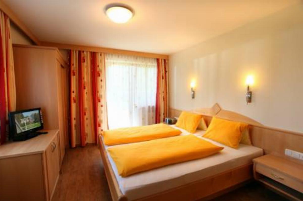 Haus Hirzinger Hotel Brixen im Thale Austria