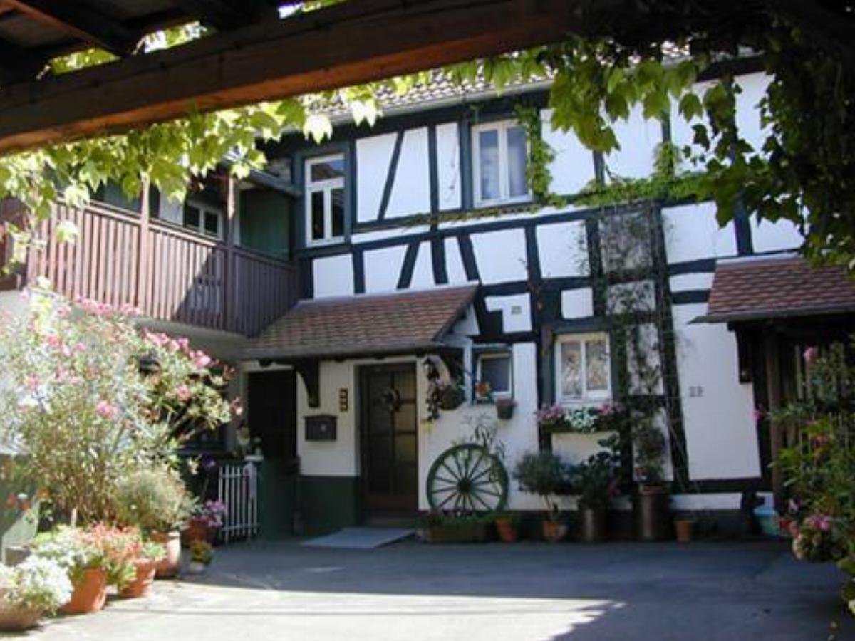 Haus mit Garten in idyllischer Hofanlage Hotel Bruchhausen Germany