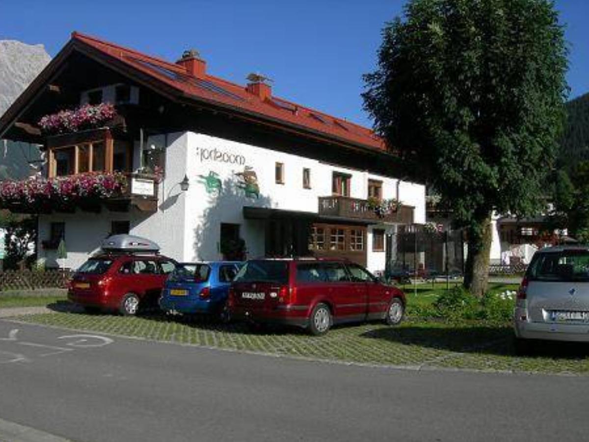 Haus Mooshof Hotel Lermoos Austria