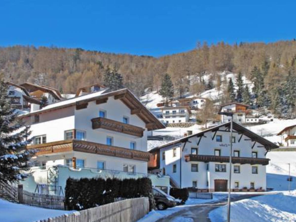 Haus Walch 410W Hotel Fendels Austria