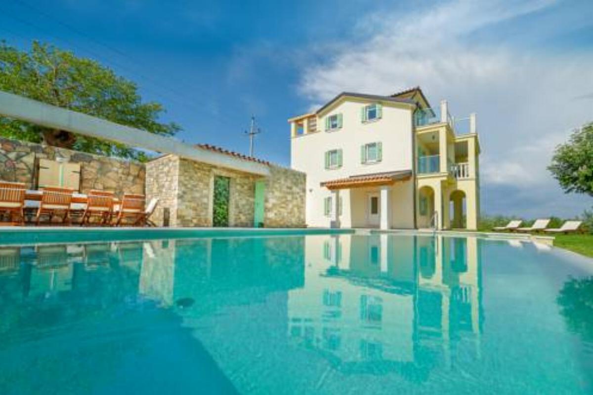 Holiday Home Demetra Hotel Motovun Croatia