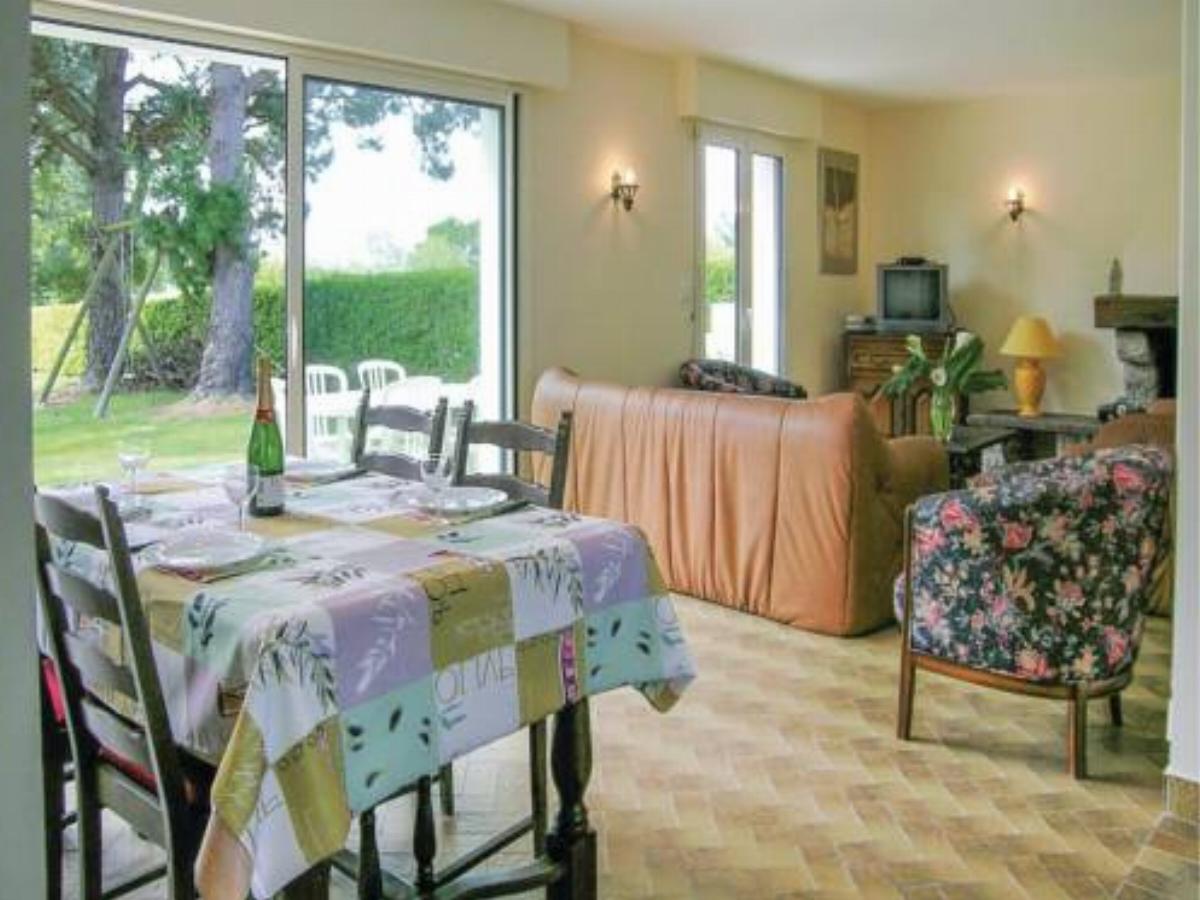 Holiday home Listrec Hotel Locoal-Mendon France