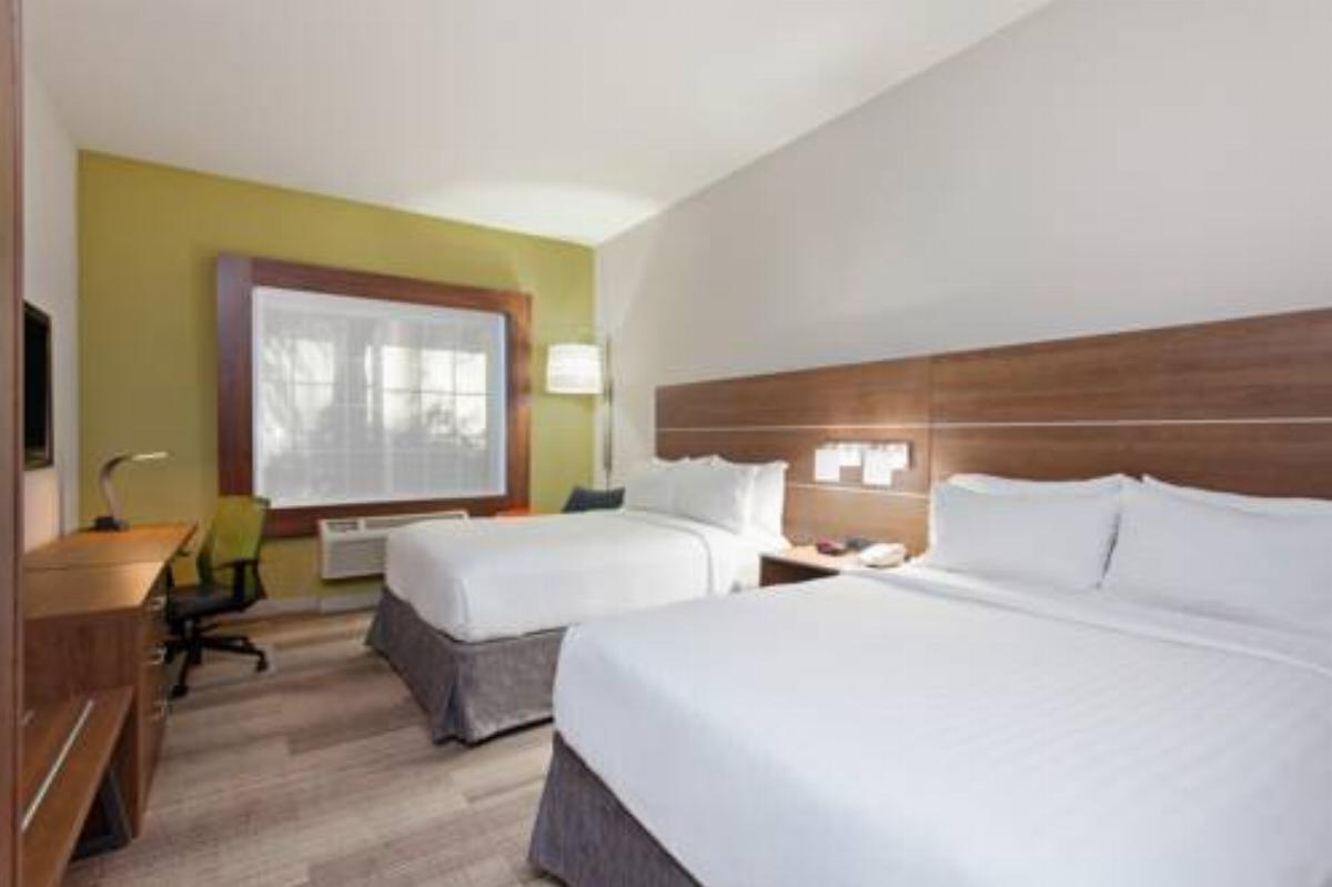 Holiday Inn Express Hotel & Suites Corona Hotel Corona USA