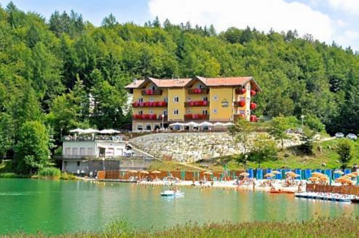 Hotel Al Lago Hotel Lavarone Italy