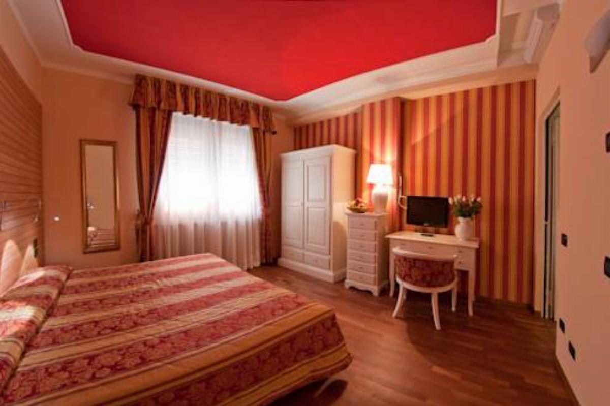 Hotel Cles Hotel Cles Italy