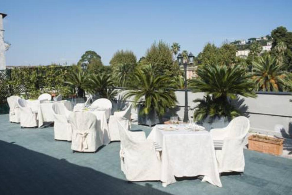 Hotel del Real Orto Botanico Hotel Napoli Italy